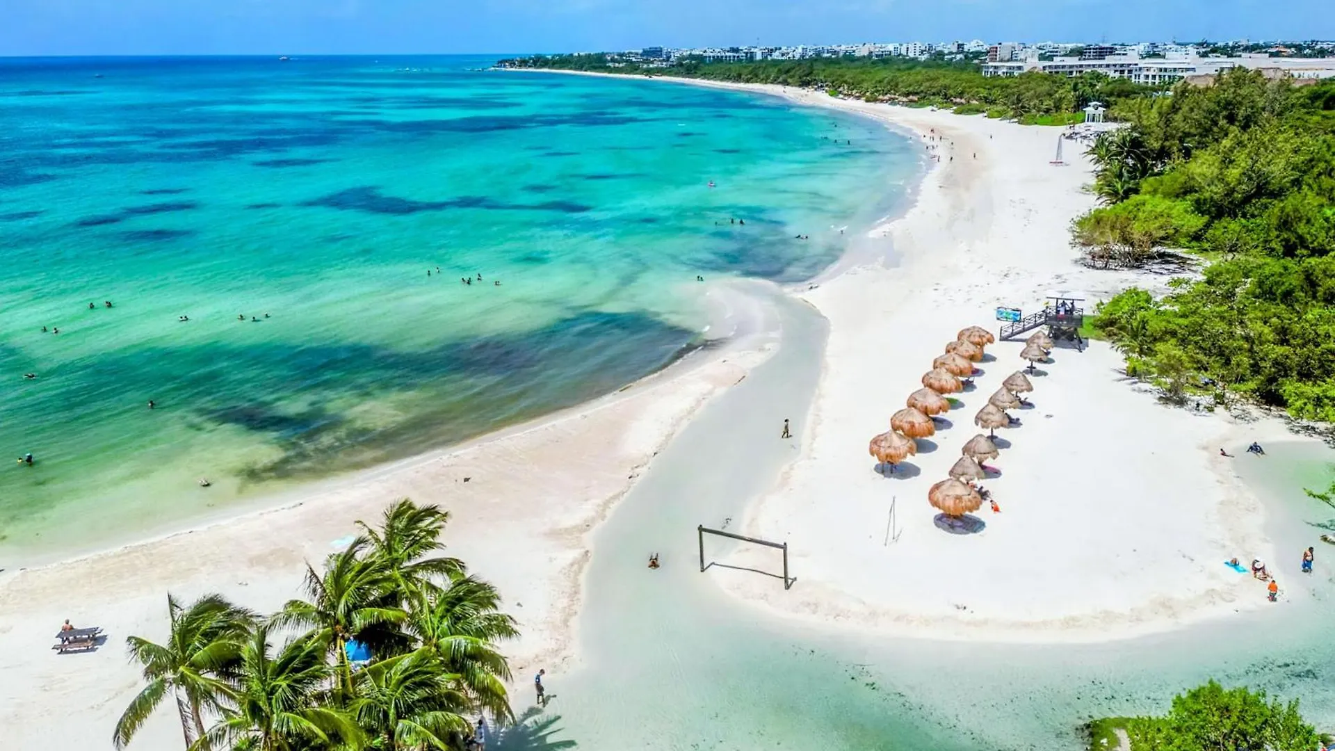 A5 Beachside Bliss Family Hawaiian Themed Quad Studio Kitchen Ac Playa del Carmen Apartment